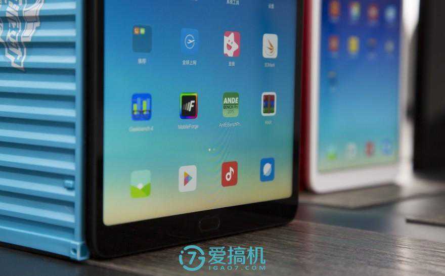 小米最强平板电脑！小米平板4 Plus评测：10.1寸巨屏+8620mAh电池